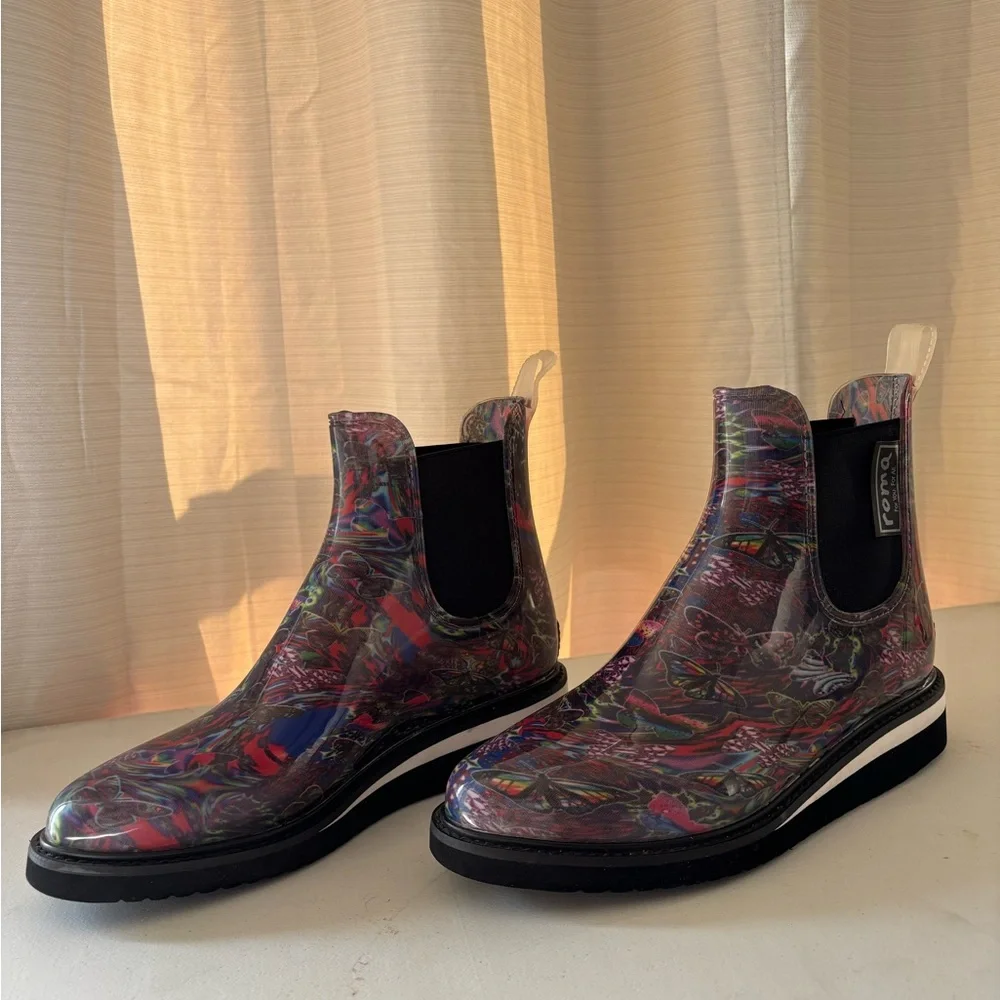 Roma beautiful wearable